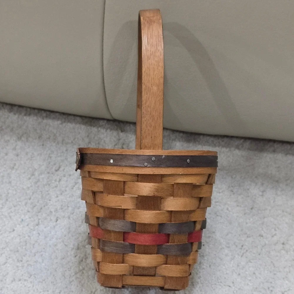 Woven Wood Basket with Handle Rustic‎ Farmhouse Decor 1996 Red Gray Trim Vintage